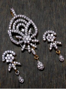 CZ Pendant With Earrings